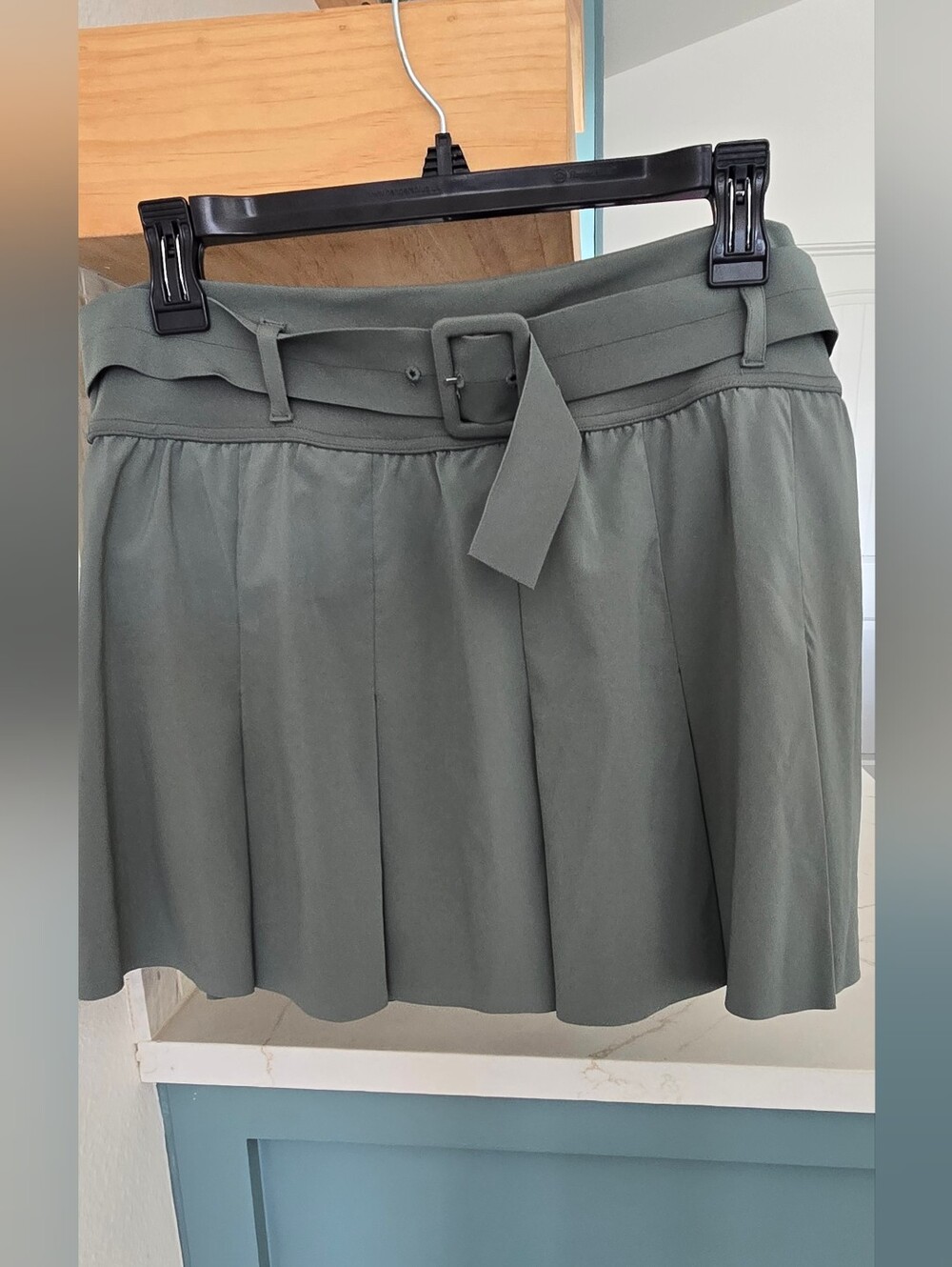 OFFLINE by Aerie Real Me Belted Pleated Skort Green Size L